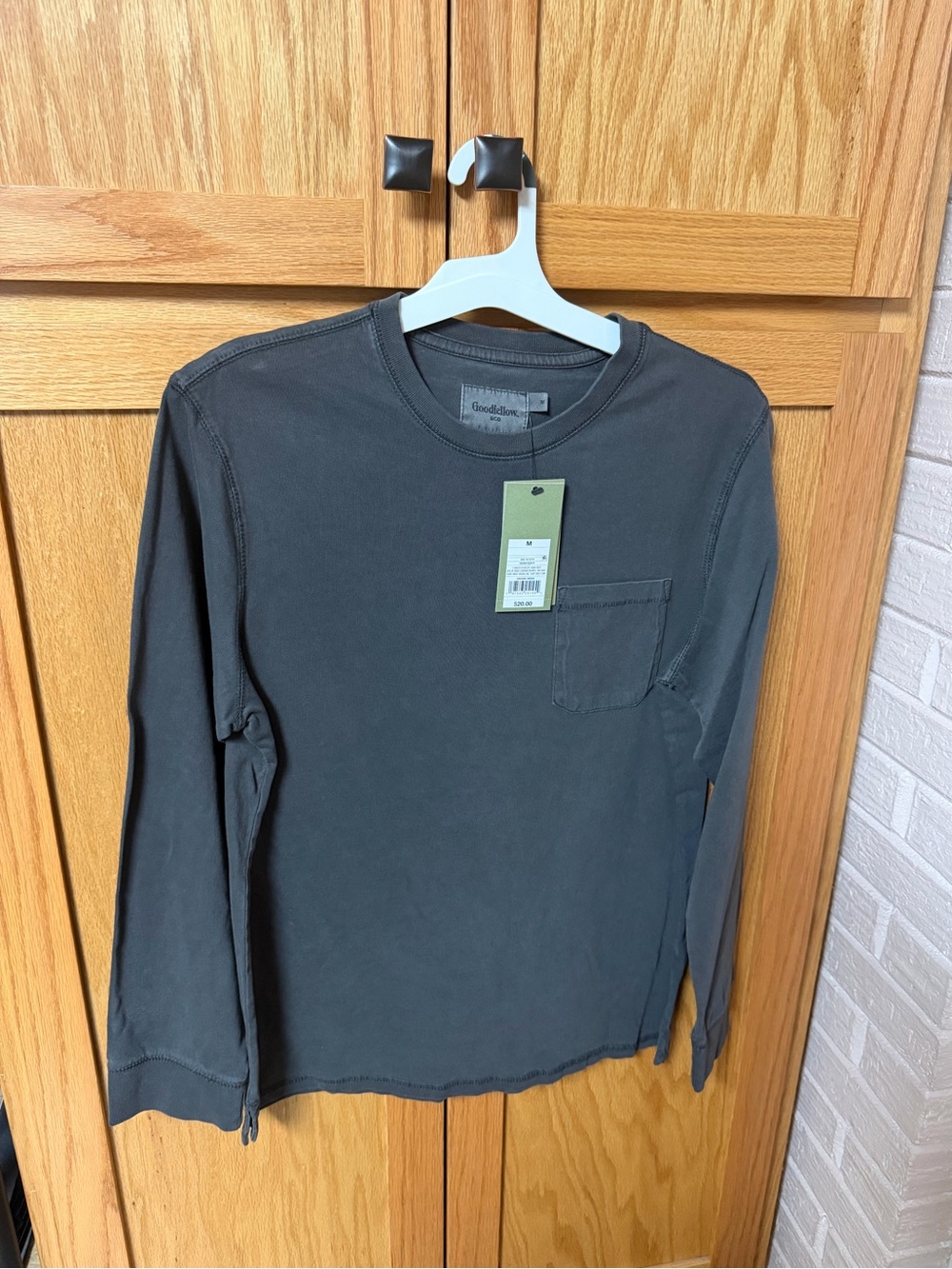 Goodfellow & Co Men's Long-Sleeve Pocket Tee - Charcoal Gray